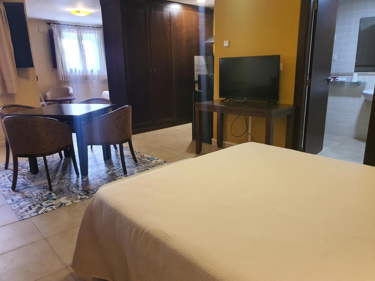 Hotel Masia El Molinete Mora de Rubielos Exteriör bild
